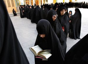 Iraq Woman and Alquran