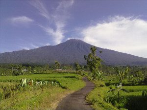 Gunung_Slamet_dari_Kr_Salam