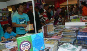 buku-karya-penulis-indonesia-di-kuala-lumpur-international-book-_140429113304-782
