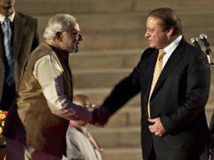 Modi_sharif_handshake360