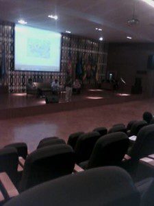 Di ruangan Bale Santika, Unpad. Foto: LI