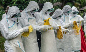 Ebola-medic