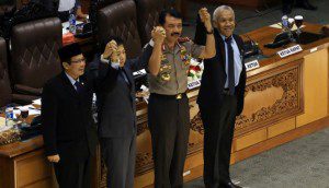 DPR bersama Komjen Budi