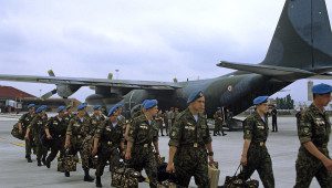 Russian-paratroopers-near-the-border-with-Ukraine