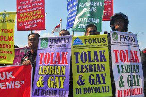 tolak-lgbt
