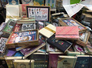 Buku Unik