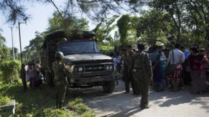 Pengamanan ketat oleh militer Myanmar di distrik Rakhine. (foto:presstv/AFP)